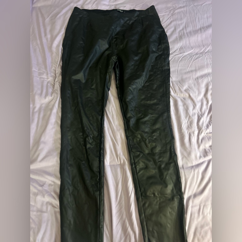 Akira Leather leggings. Size 1X, runs large.